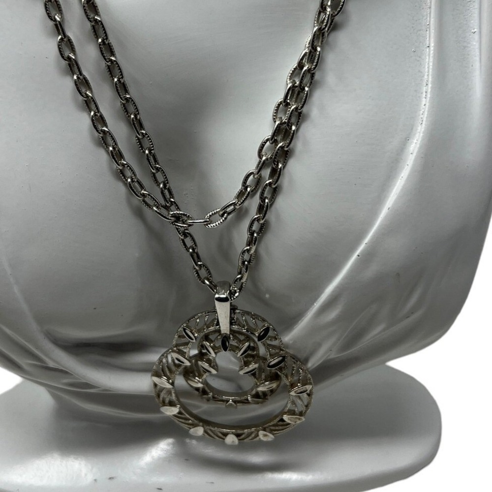 Multi Strain Cable‎ Chain with Large Silver Tone Keyhole Pendant